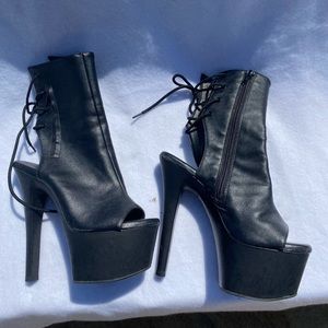 Pleaser 7” Heels Boots